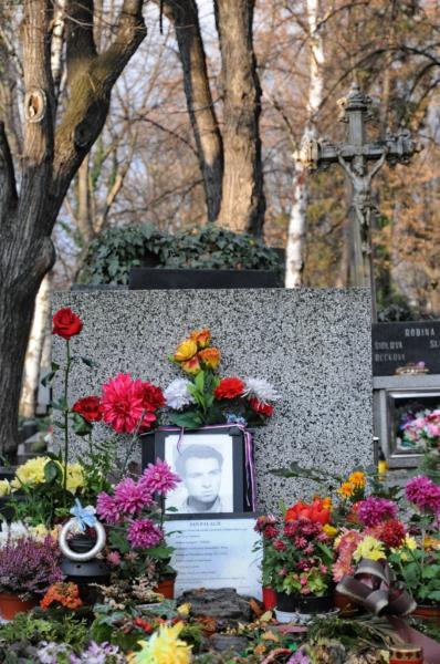 23 Palachův hrob na Olšanských hřbitovech v Praze