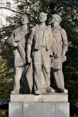 srazka-s-cetnictvem-pred-jamou-trojice-1894.jpg