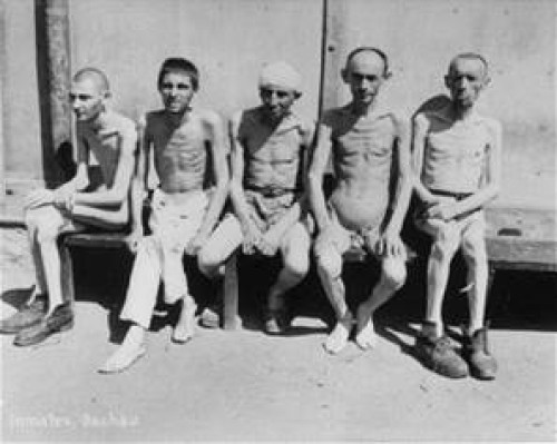 osvobozeni-vezni-k-koncetracniho-tabora-dachau.jpg