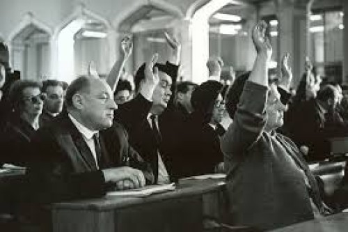 hlasovani-o-docasnem-pobyzu-sov.-vojsk-1968.jpg